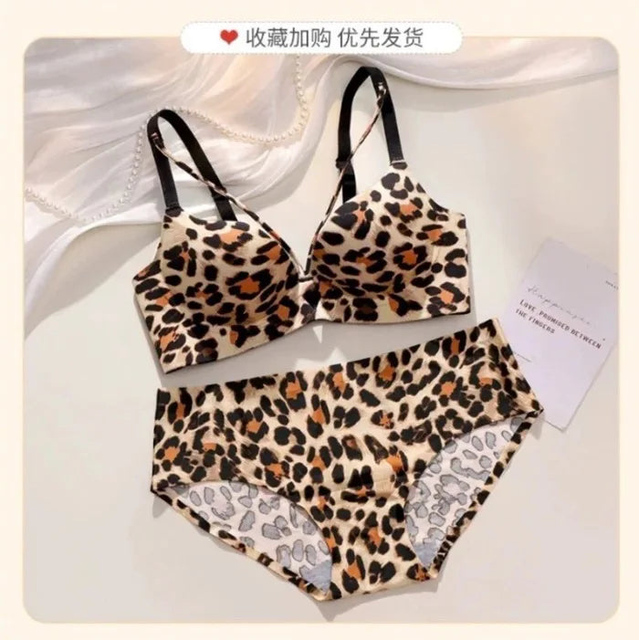 2025 New Arrival Sexy Leopard Print Bra for Woman Small Bust Lift Enhances Fullness Wire-Free Desire Seamless Bra Underwear